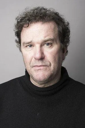 Douglas Hodge